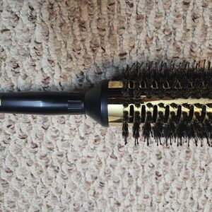 Luxurious Gold and Black Hair Brush